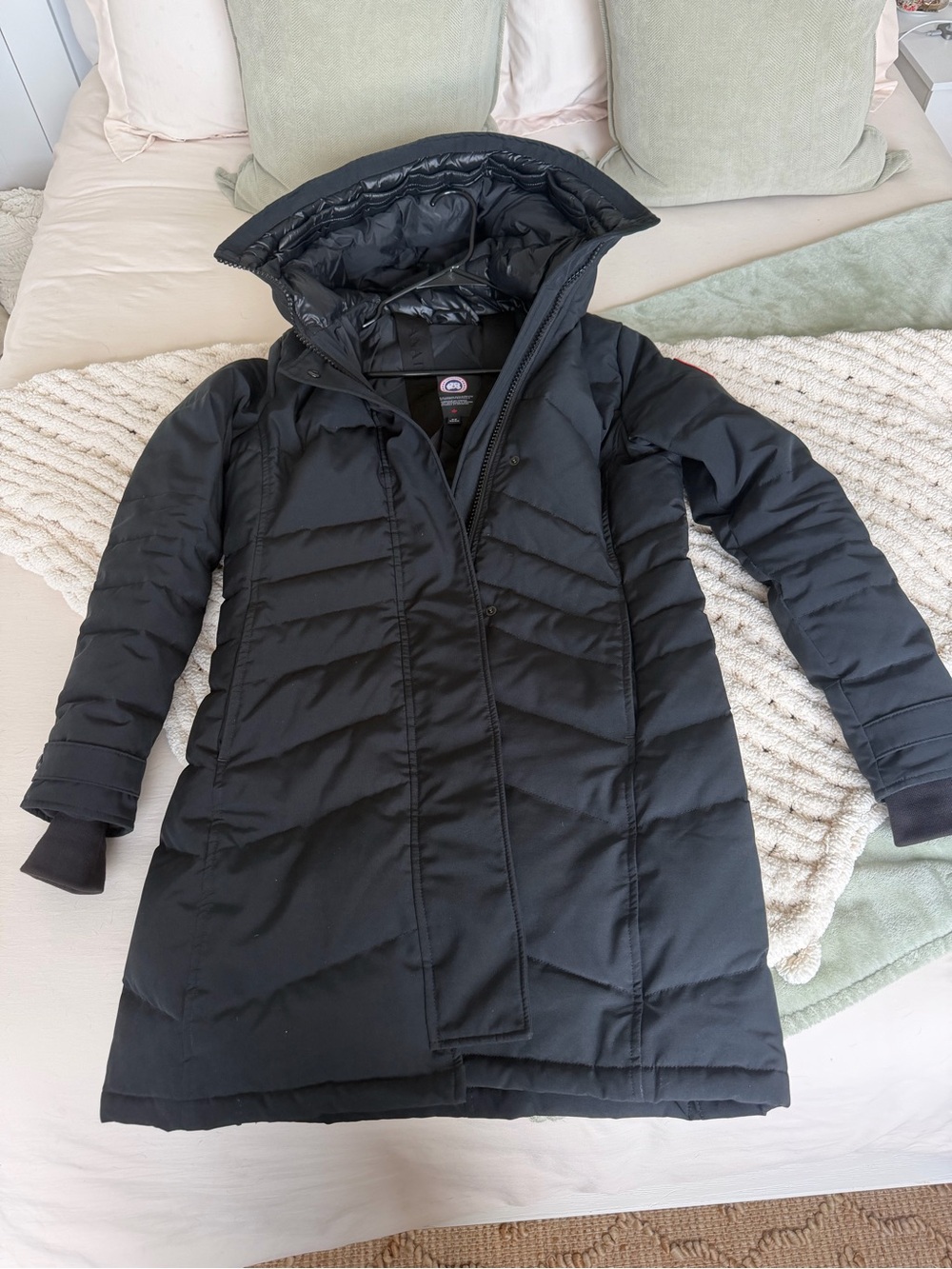 Canada Goose Women's Black Lorette Parka size M